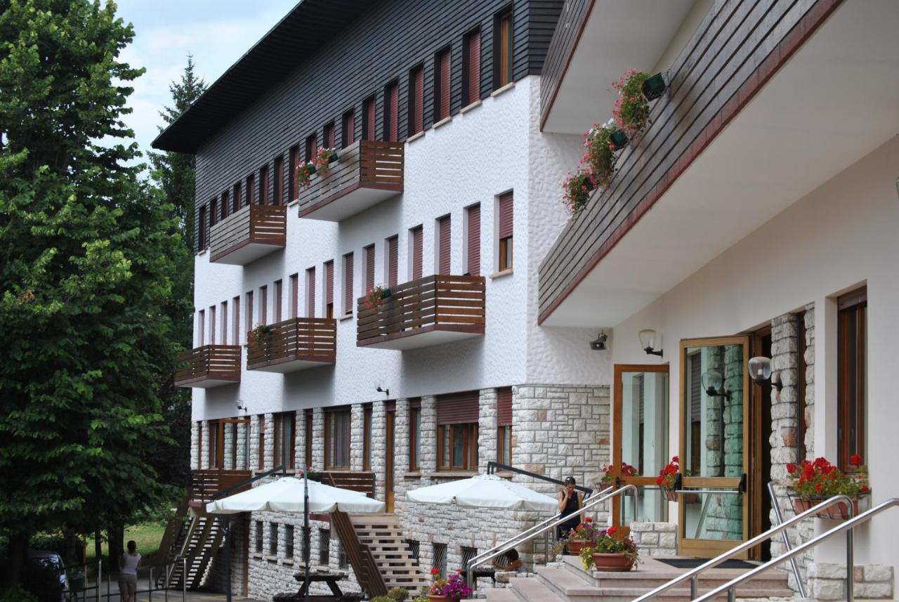 Lo Scoiattolo Villa Asiago Exterior photo